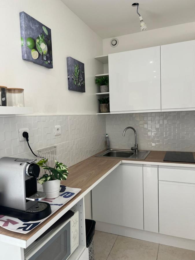 Appartement Au Bor De Mer Марсель Экстерьер фото